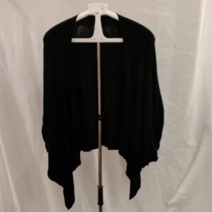 Cupio Black Women's Shrug